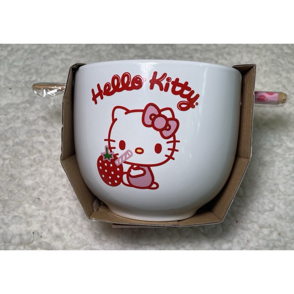 NWT SANRIO HELLO KITTY STRAWBERRY CERAMIC 16 oz RAMEN NOODLE BOWL & CHOPSTICKS